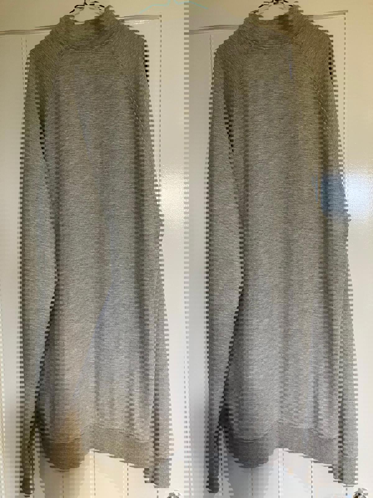 Cozy Grey Men's Sweatshirt XL by MAN