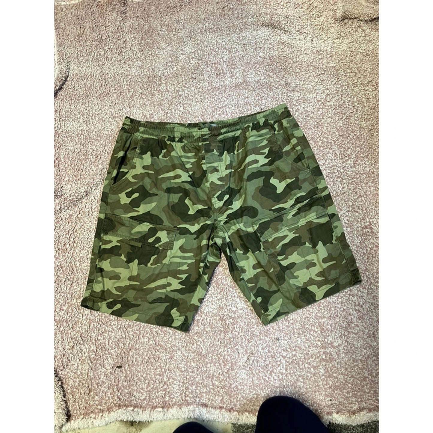 George Camo Cargo Shorts XL