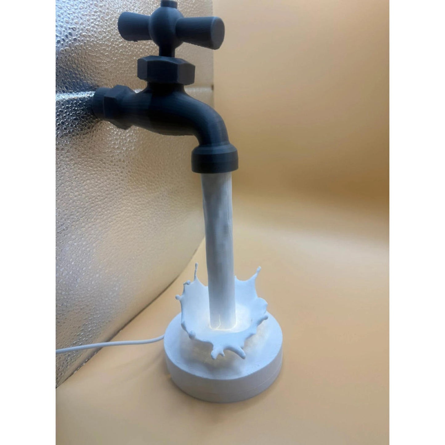 Handmade 3d printed floating tap illusion lamp | usb led mood light