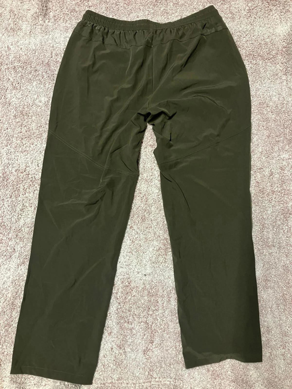 Dark Green Lightweight Track Pants / Joggers – Size EU 40 (4XL)