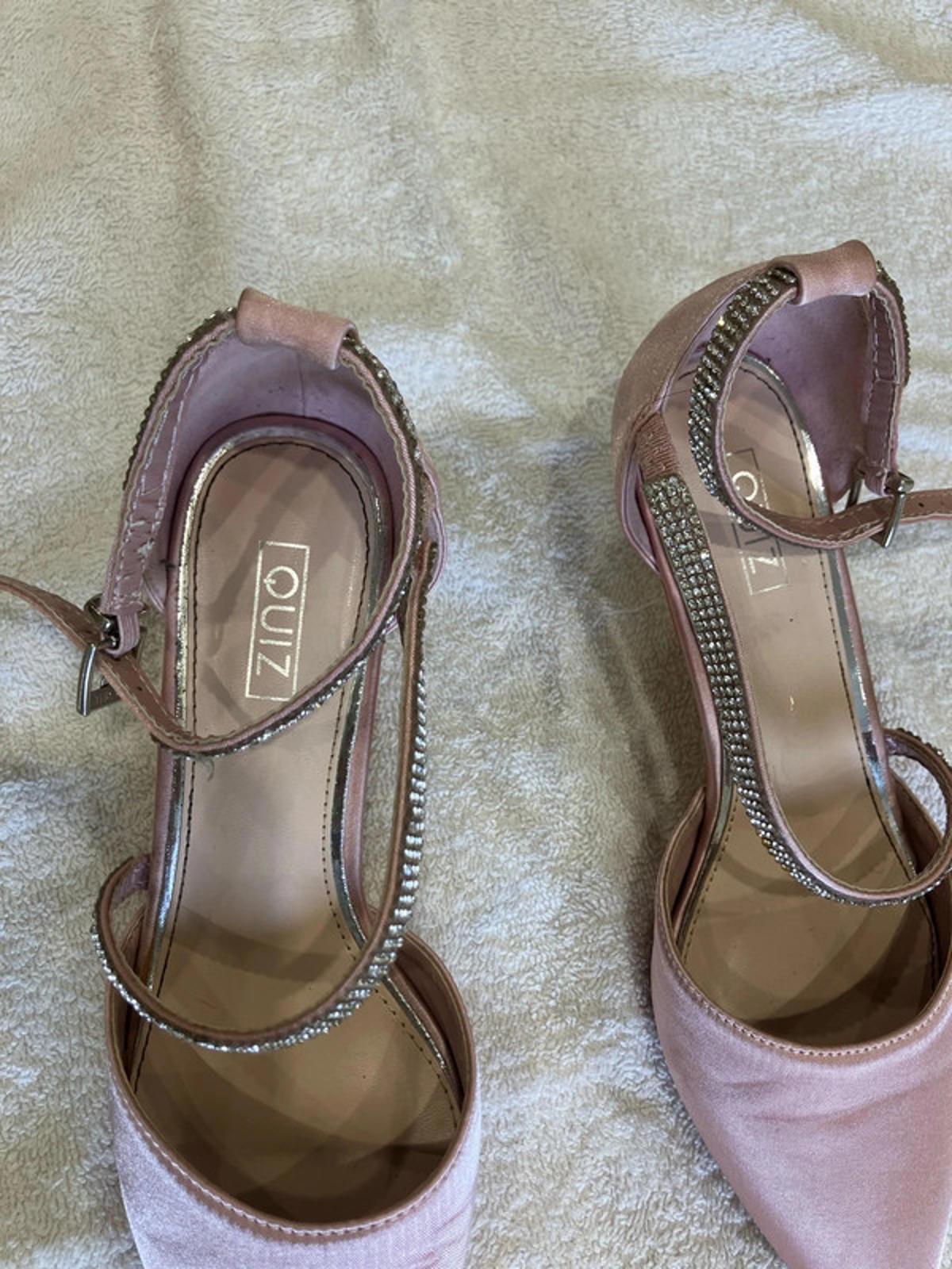 Light pink kitten heel sandal