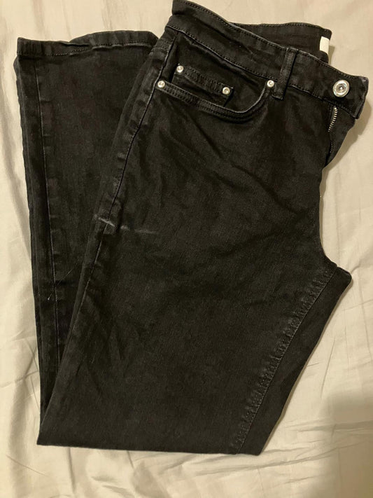 Black Men's Skinny Jeans - Classic and Comfortable