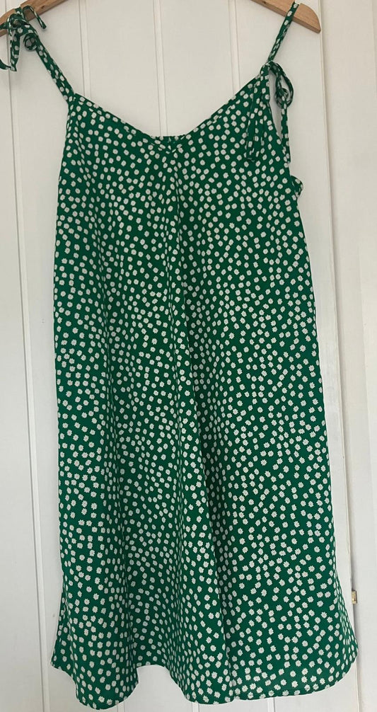 Lovely Green Floral Casual Dress with Adjustable Straps