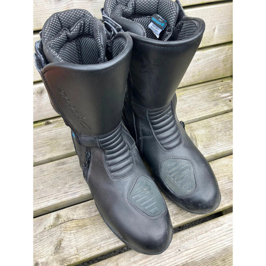 Richa Motorcycle Boots – Black Leather Touring Riding Biker Boots (Used)size 11