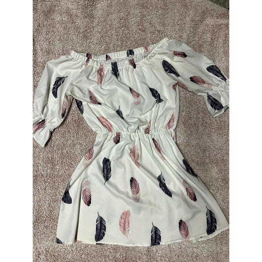 Off-Shoulder Feather Print Dress – Size L