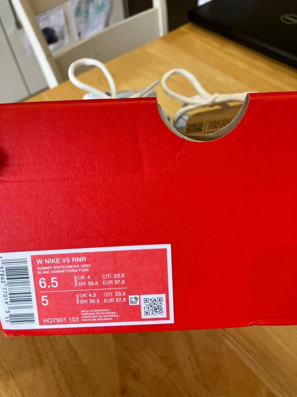 Nike Unisex Trainers with Recycled Content UK Size 4