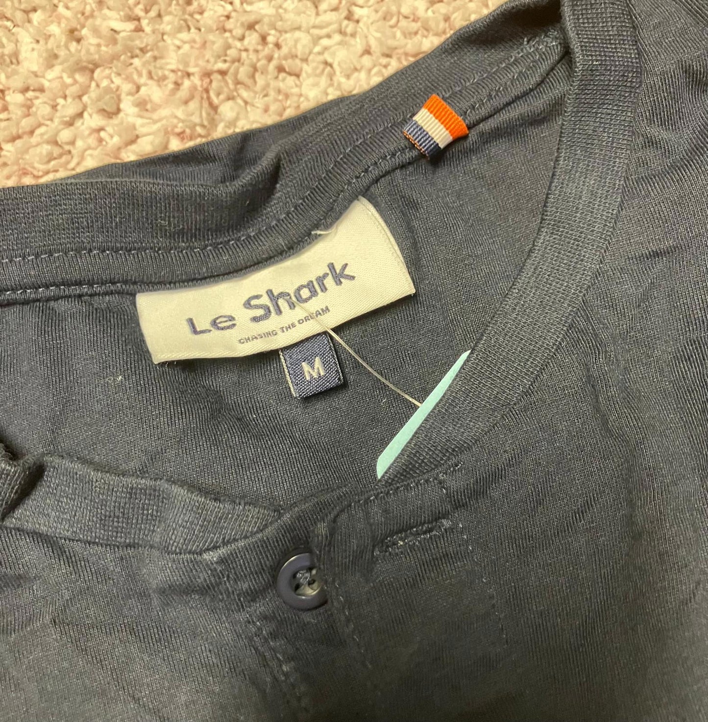 Le Shark Men's Black Henley Top Size M