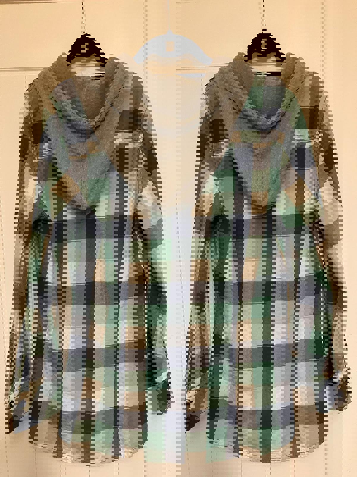 VOI Men's Casual Plaid Shirt with Hood