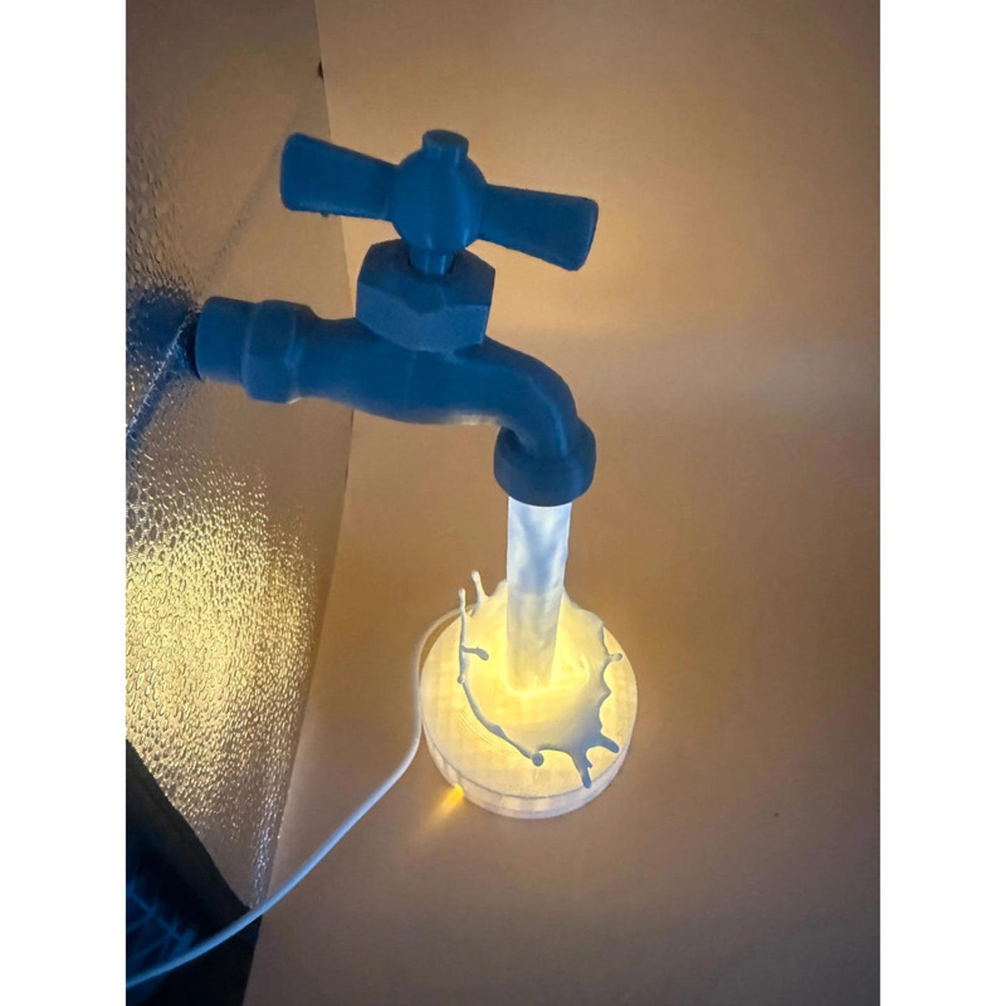 Handmade 3d printed floating tap illusion lamp | usb led mood light