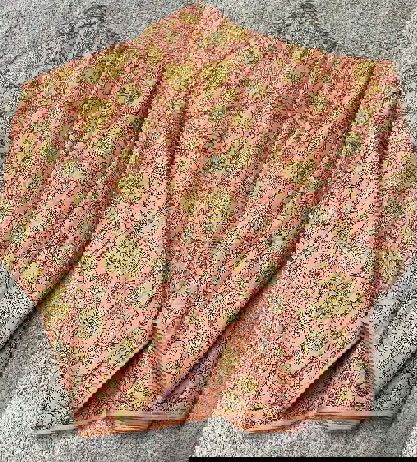 Charming Quilted Floral Jacket - Size L