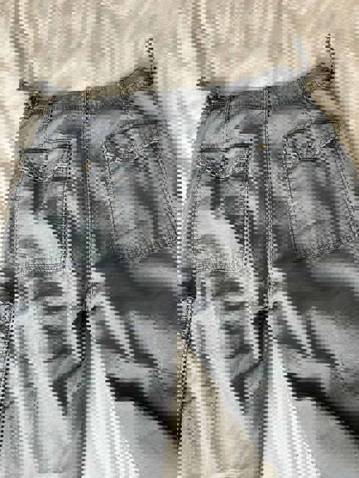 Lovely Women's Cargo Straight Pants by Bershka - Size EUR 34 / US 2