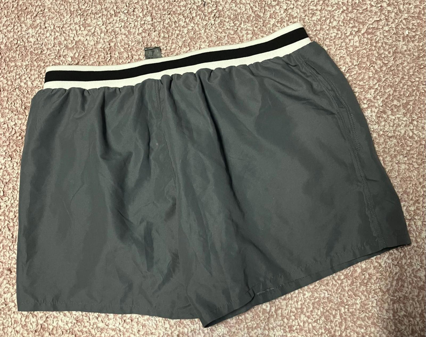 ASOS DESIGN Men's Casual Shorts with Striped Waistband