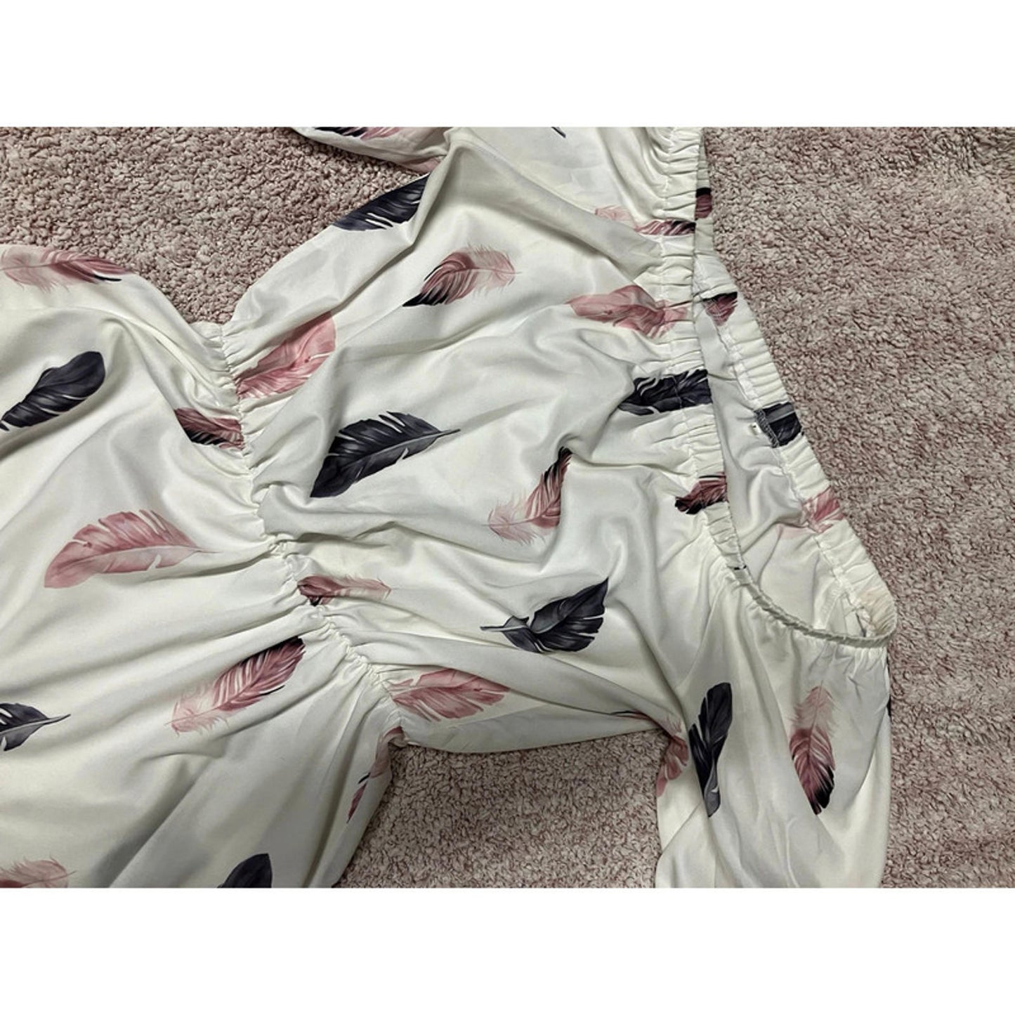 Off-Shoulder Feather Print Dress – Size L