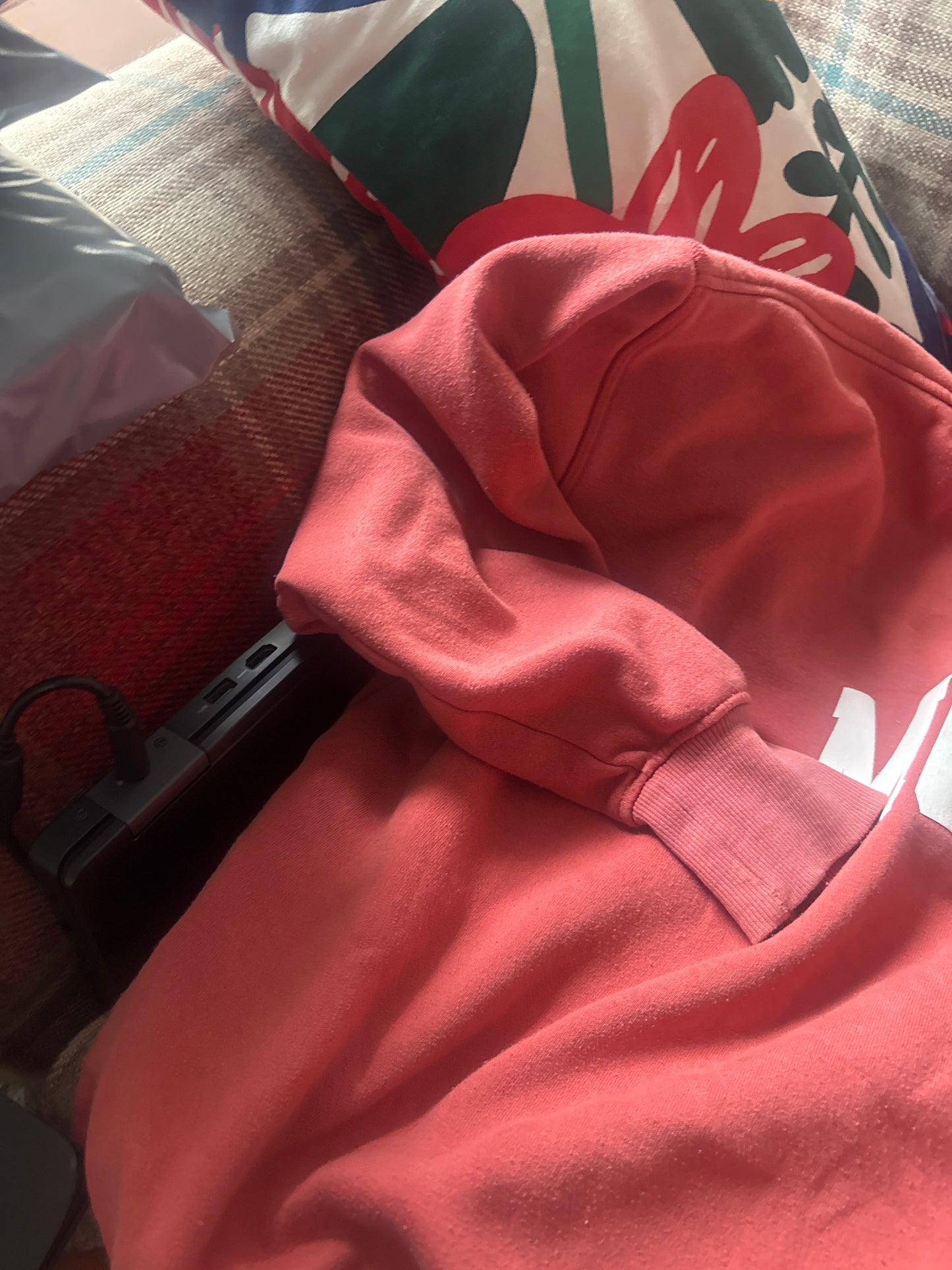 Coral Crewneck Sweatshirt Size S
