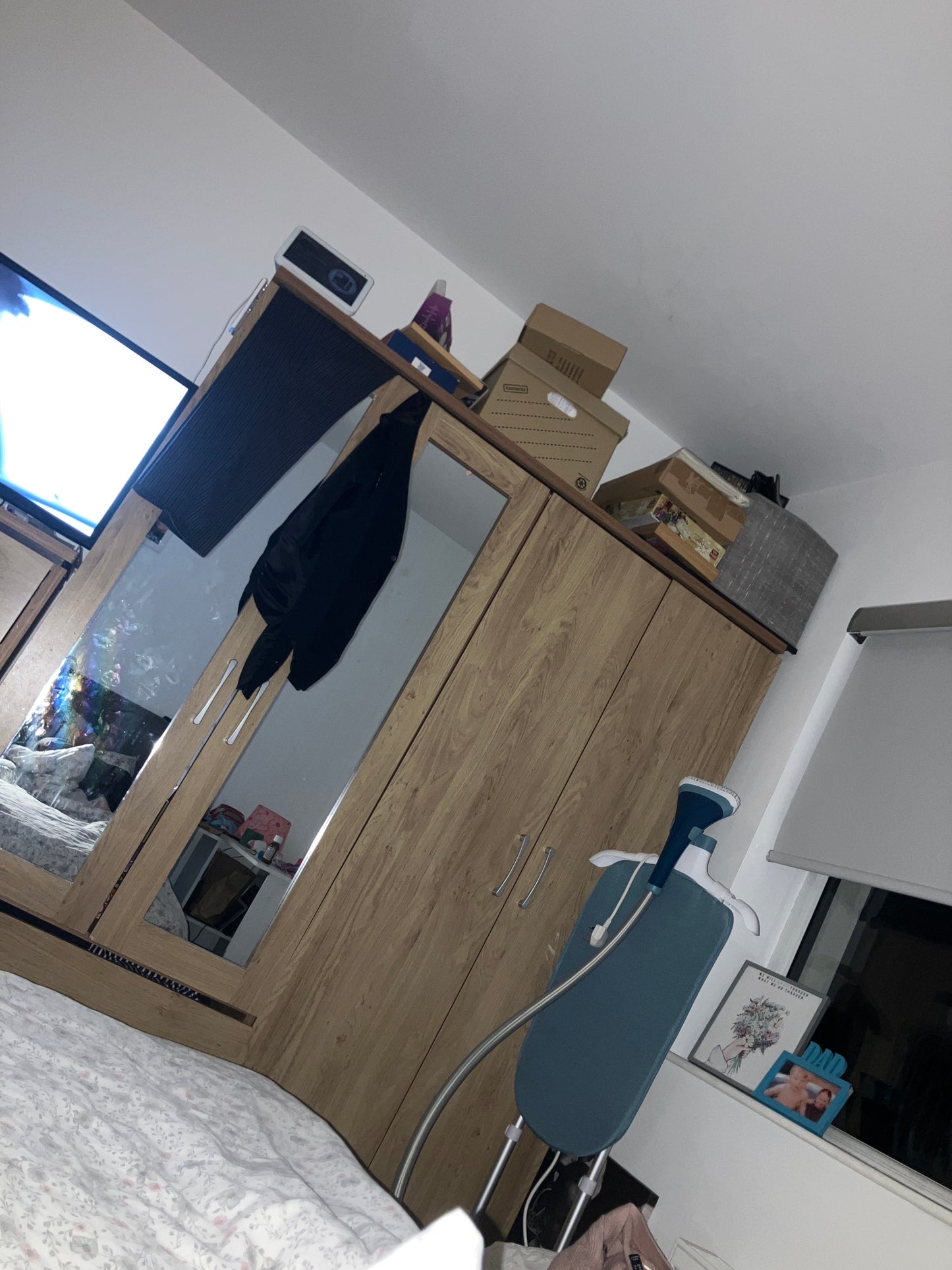 Light Oak 4-Door Wardrobe with Mirror Panels