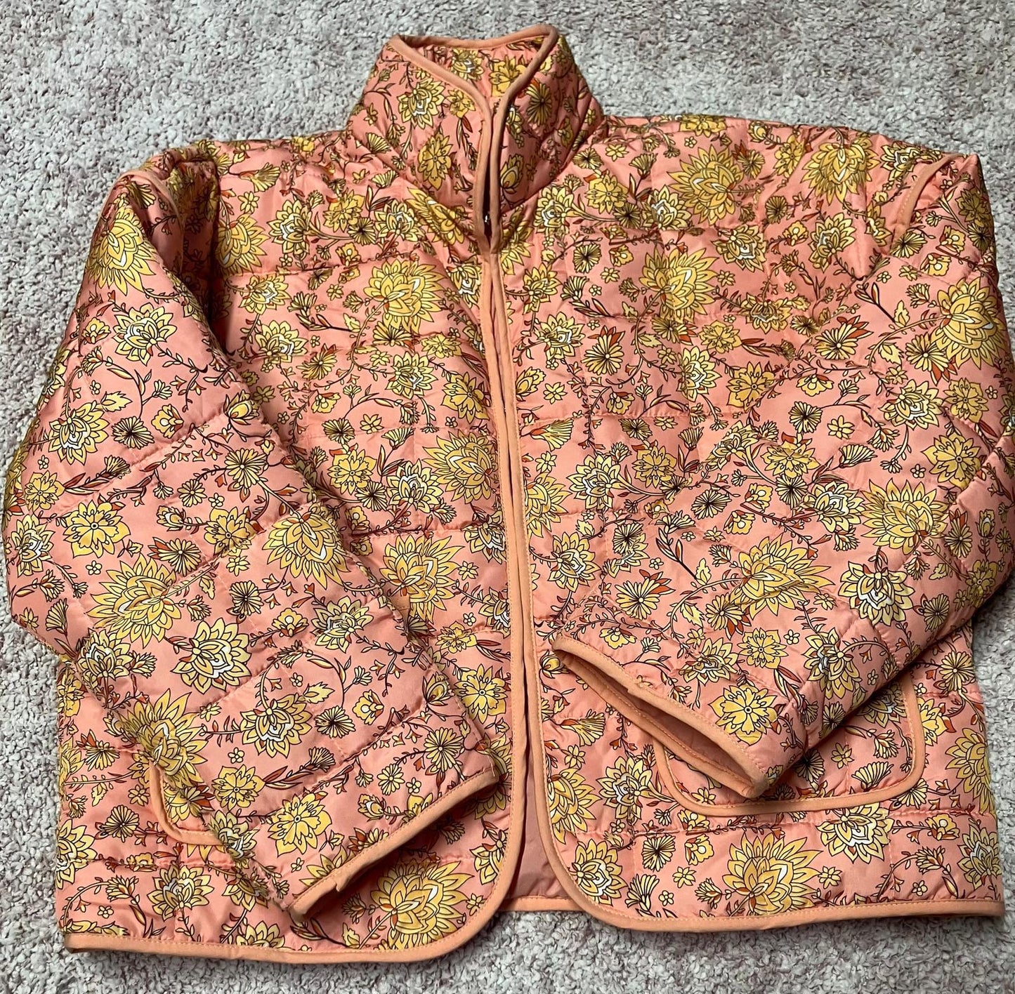 Charming Quilted Floral Jacket - Size L